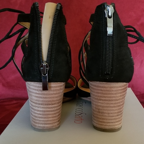 Sandals - Picture 3 of 3